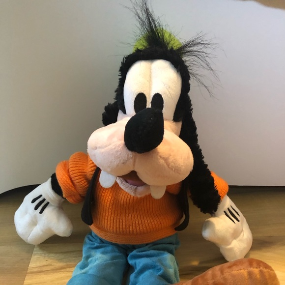 life size goofy stuffed animal